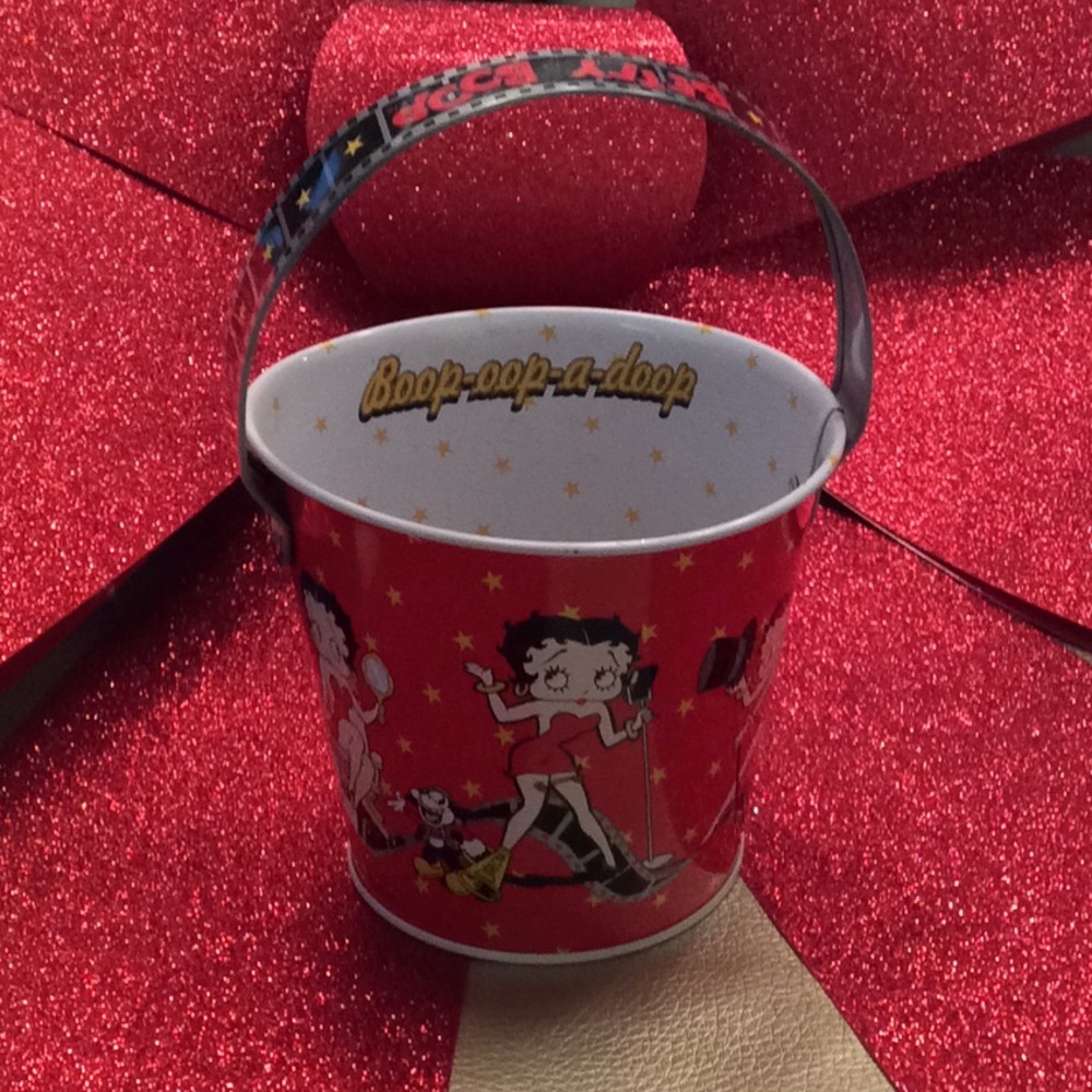 Mini Betty Boops Pail